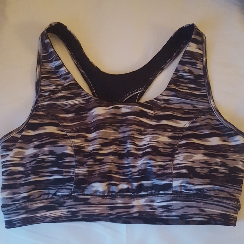 Sports bra